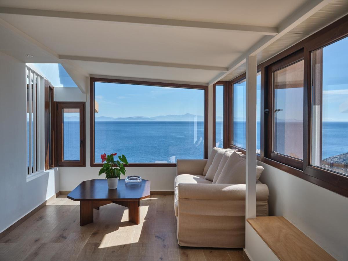Villa Forecastle